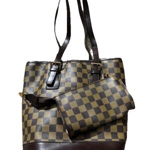 Checkered Brown Tote Bag with Pouch